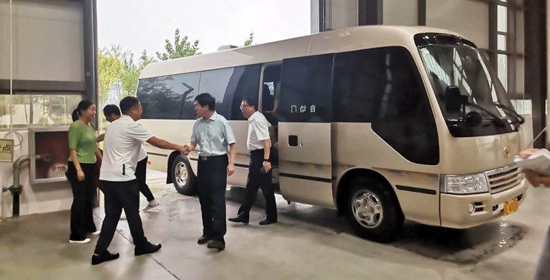 邢台市政协主席邱文双一行冒雨到天游TY8检测中心信息技术有限公司调研(图2) 微信图片_20200805102224.jpg