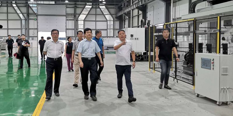 邢台市政协主席邱文双一行冒雨到天游TY8检测中心信息技术有限公司调研(图5) 微信图片_20200805102351.jpg